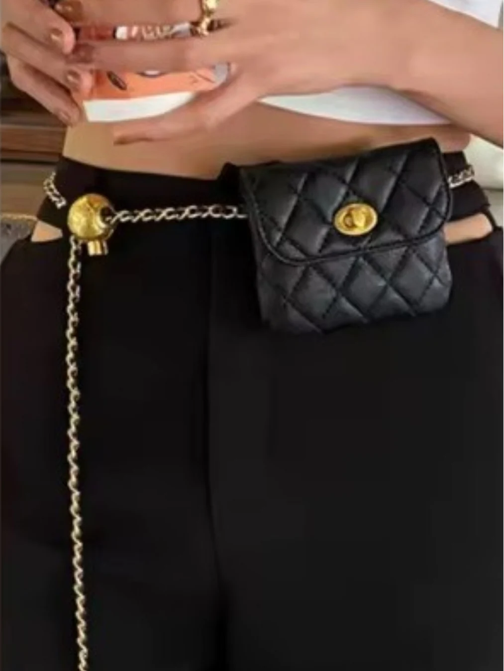 Elegant Leather Chain Belt Bag - Image 3