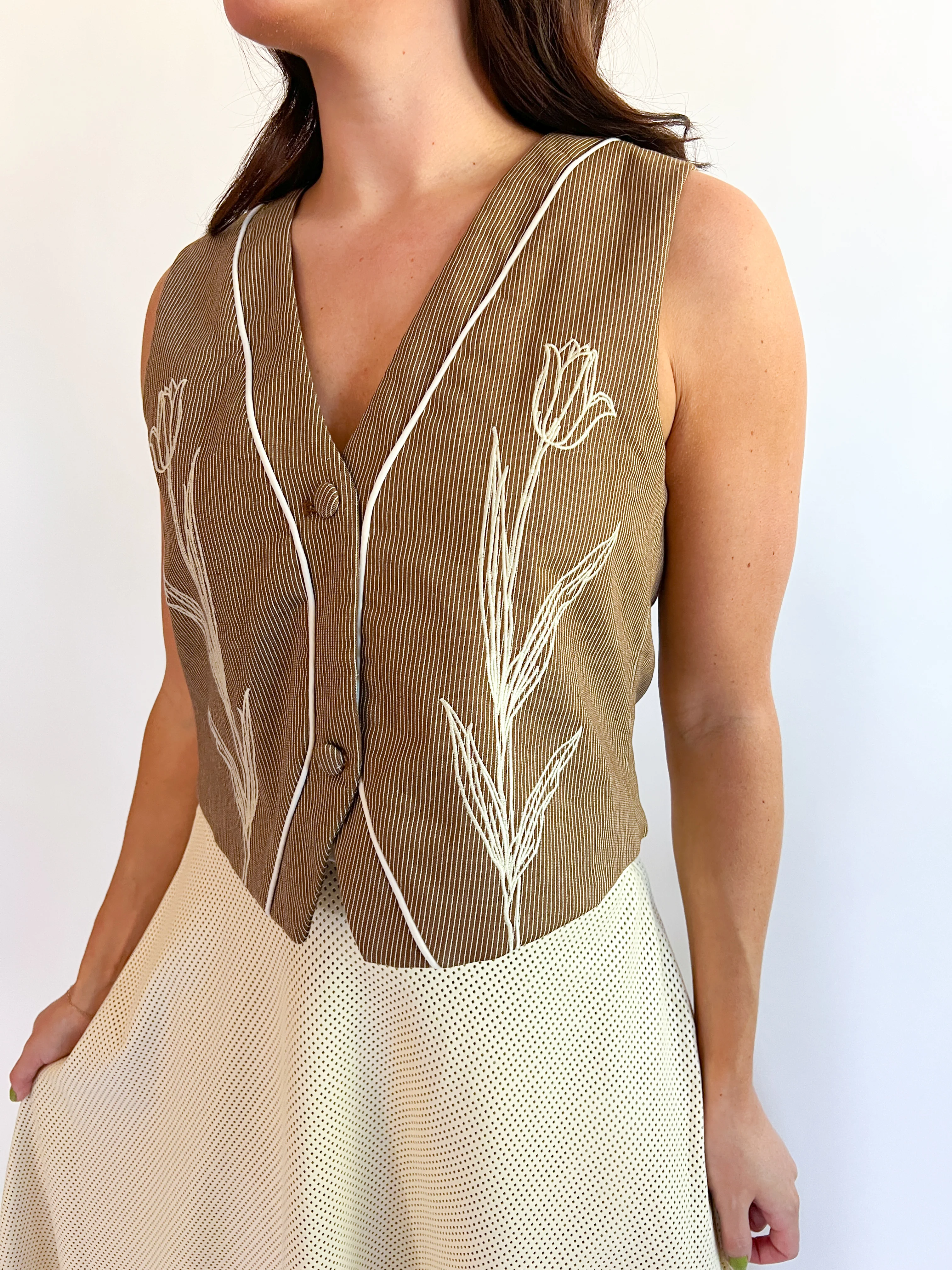 Estonia Embroidered Vest - Image 7
