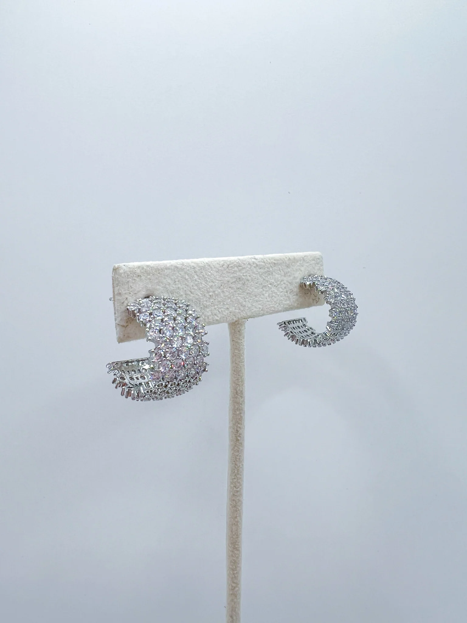 Glitter Huggies - Image 6