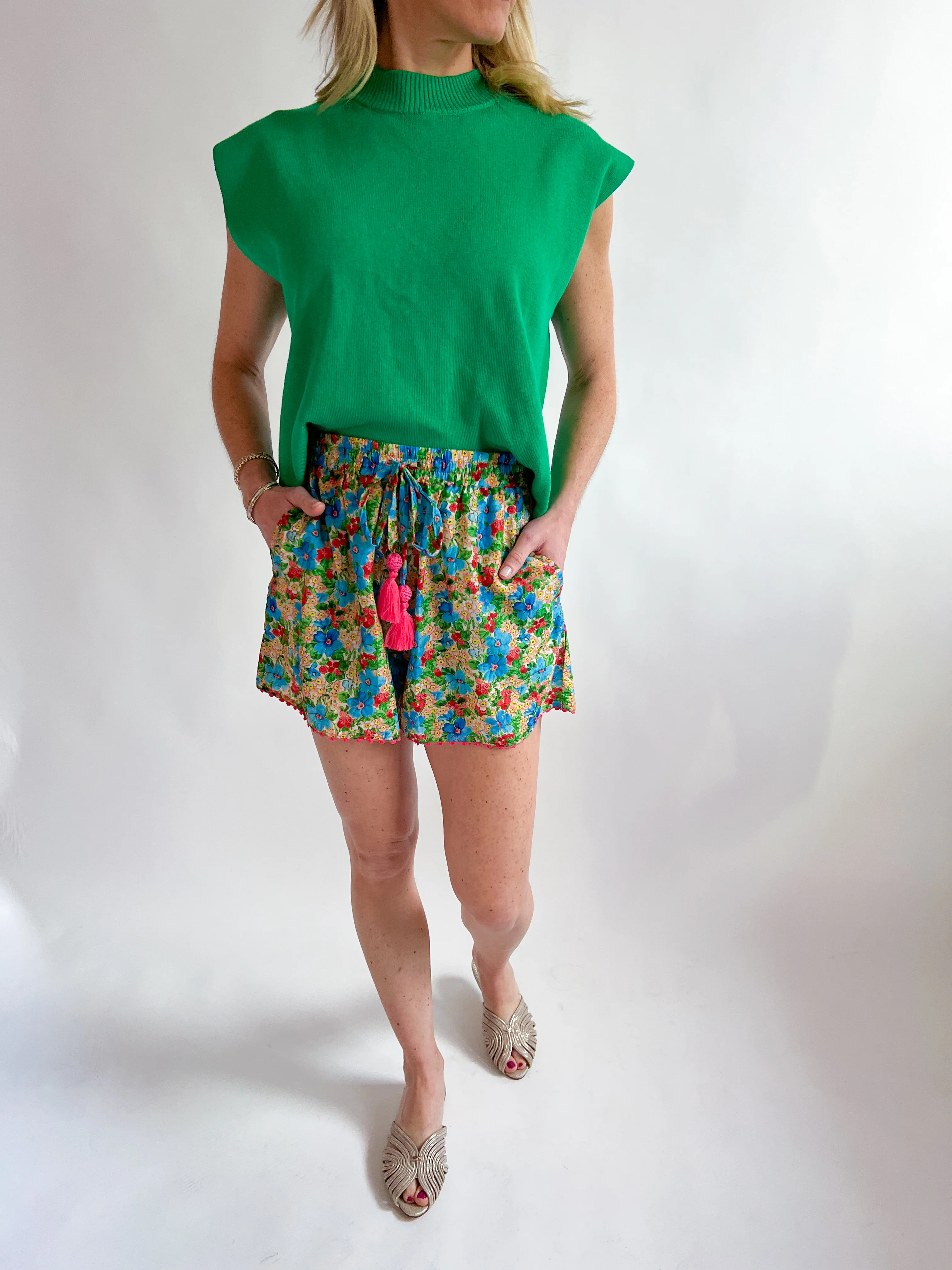 Green Solid Cap Sleeve Top - Image 2