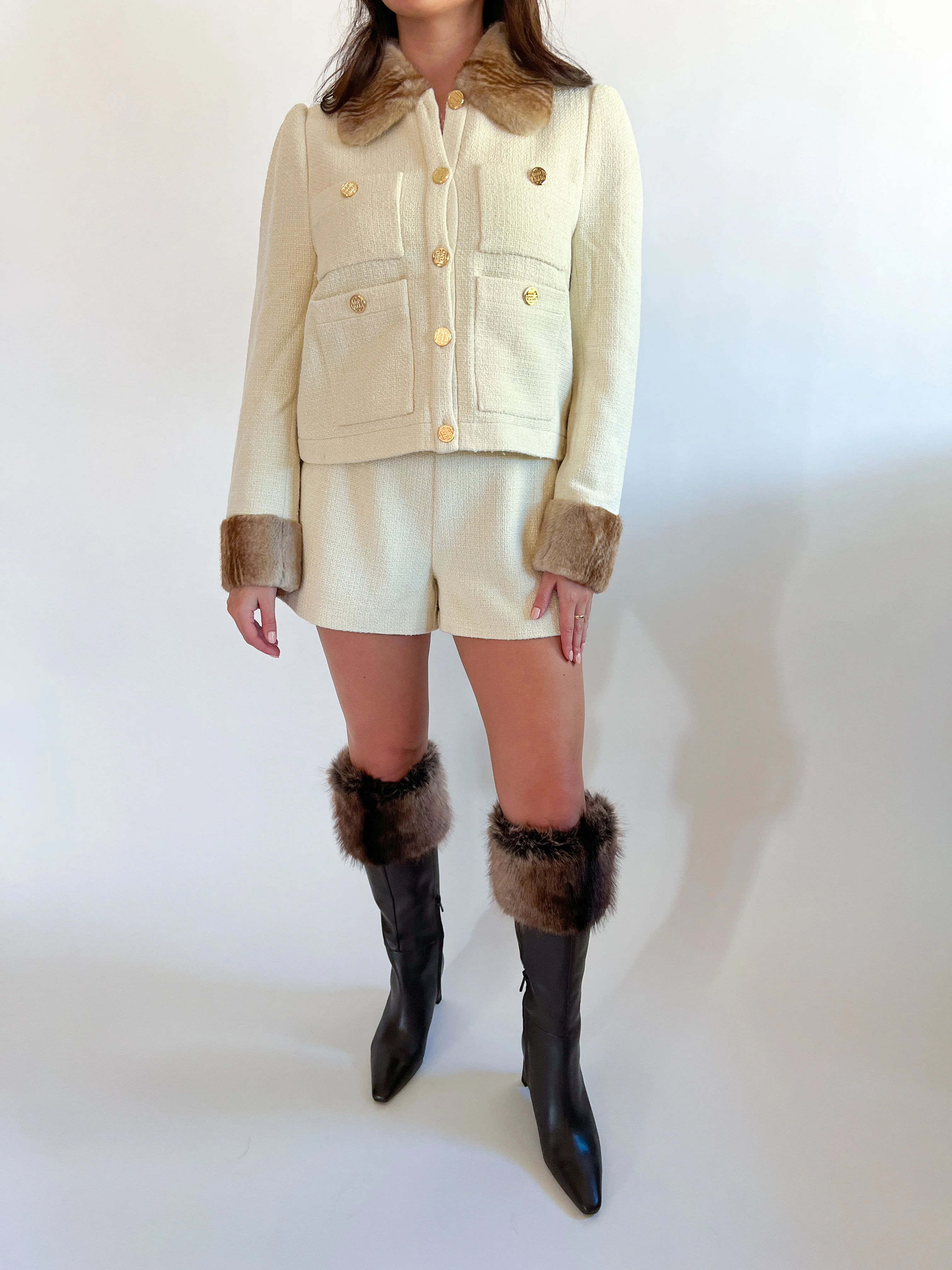 Winter White Saylor Short - Image 3